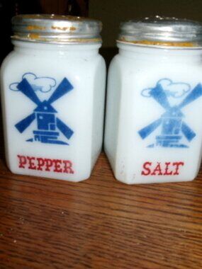 Vtg Milk Glass wind mill salt pepper shakers cottage core farm 50s decor